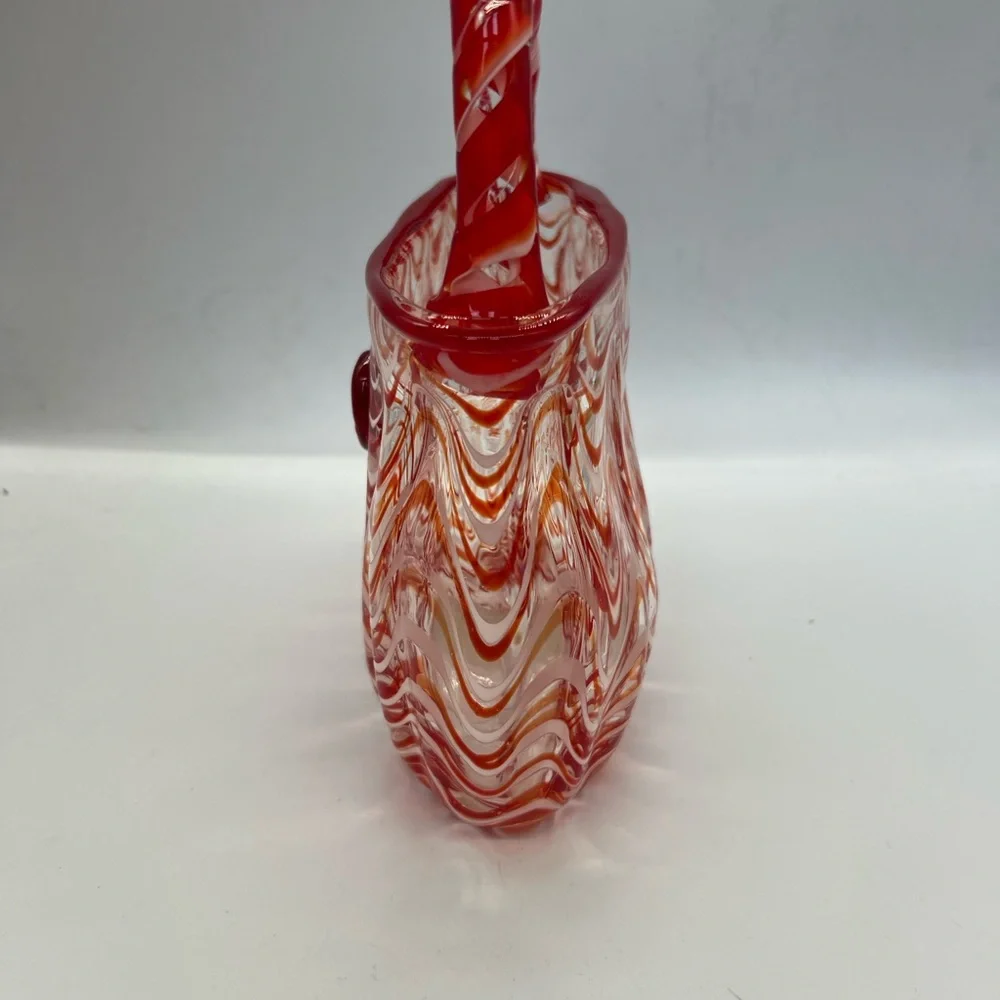 Vintage pier 1 Swirled Handblown Glass vase